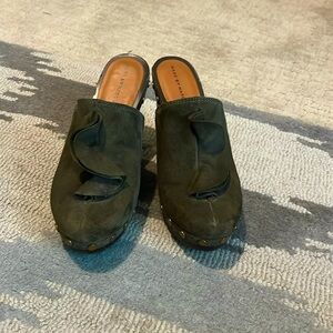 Marc by Marc Jacob’s green suede, high heel clogs size 38 1/2